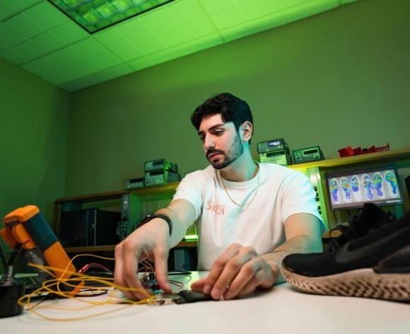 Bioengineering major Joaquin Gonzalez works on his senior project.
